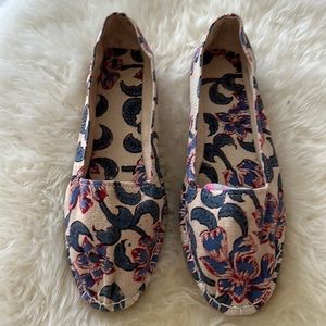 Made-in-Spain Espadrilles. Size 9.